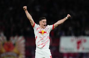 德天空:水晶宫询问鲍姆加特纳情况,球员并未积极争取转会