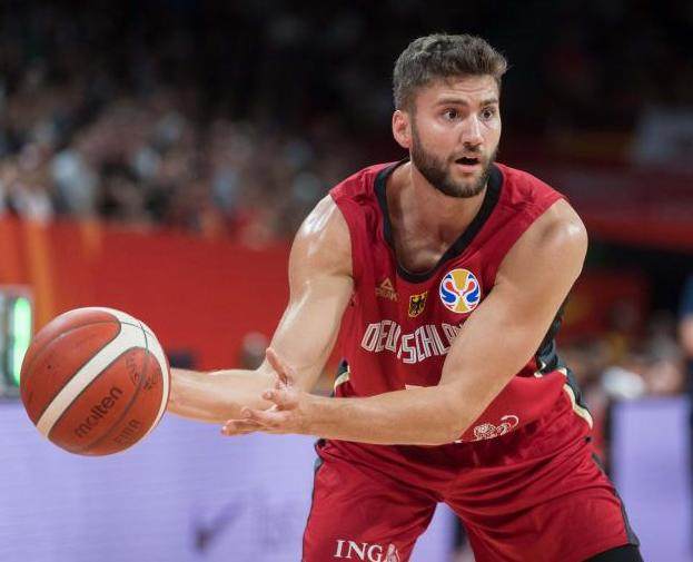 APP下载-巴黎奥运美国男篮仍不妙!谁抗衡约基奇小萨文班?